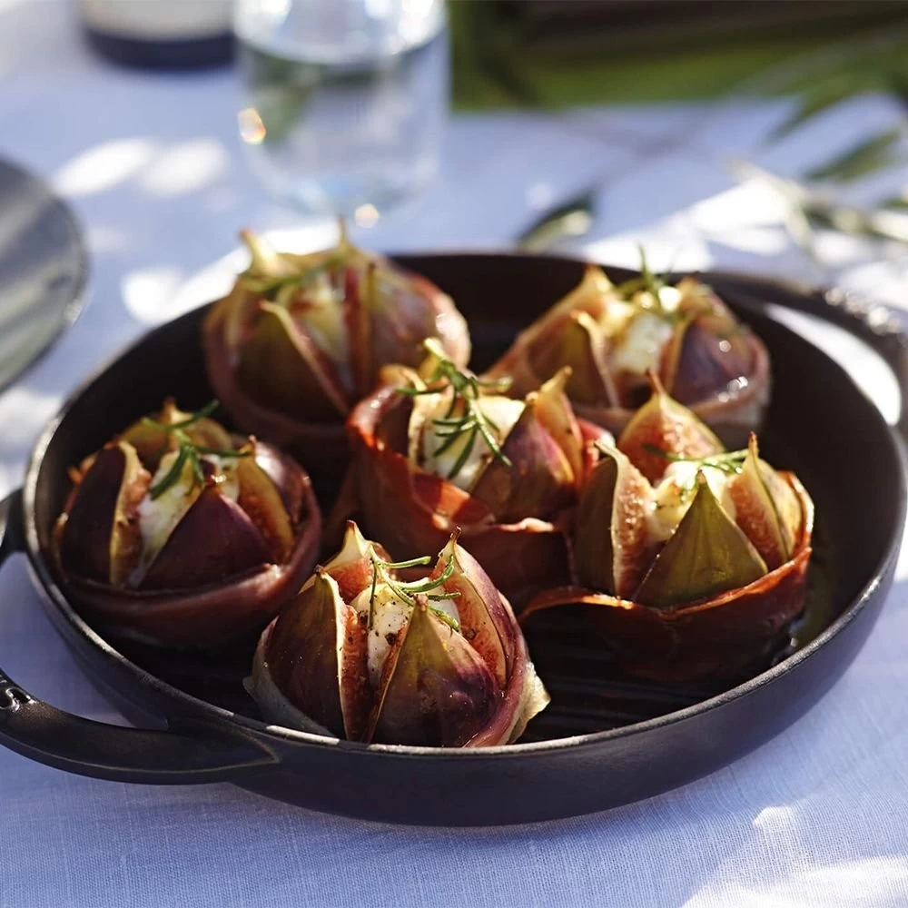 Staub 10" Cast Iron Pure Grill Pan | Matte Black 5 Staub 10" Cast Iron Pure Grill Pan | Matte Black - Image 3