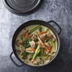 Staub 7 Qt. Round Cocotte/Dutch Oven | Matte Black -Staub Shop 40500 281 0 4