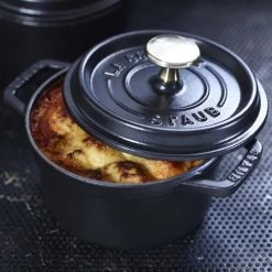 Staub 1.25 Qt. Round Cocotte/Dutch Oven | Graphite Grey -Staub Shop 40509 476 4 1