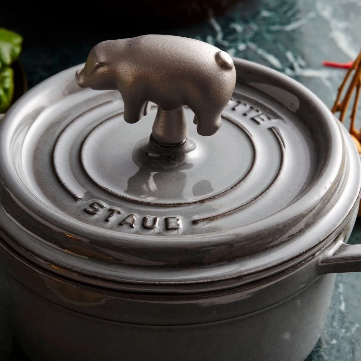 Staub Animal Knob | Pig 4 Staub Animal Knob | Pig - Image 2
